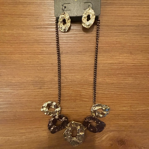 NWT Hope collection necklace and earrings set Gold and copper tones Beautiful - Picture 6 of 10